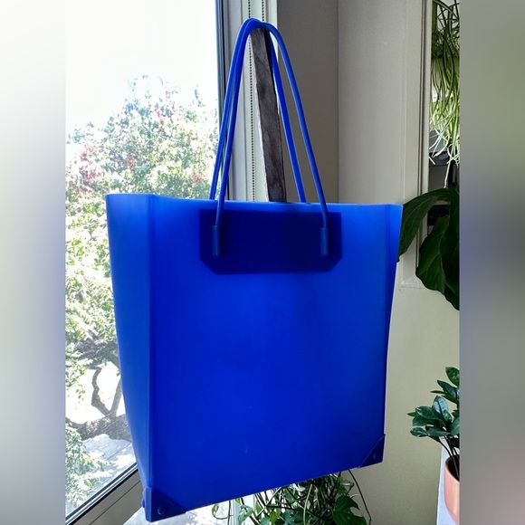 Authentic Alexander Wang Silicone Prisma Tote - Picture 1 of 6